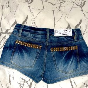 BLANK NYC STUDDED DENIM SHORTS!